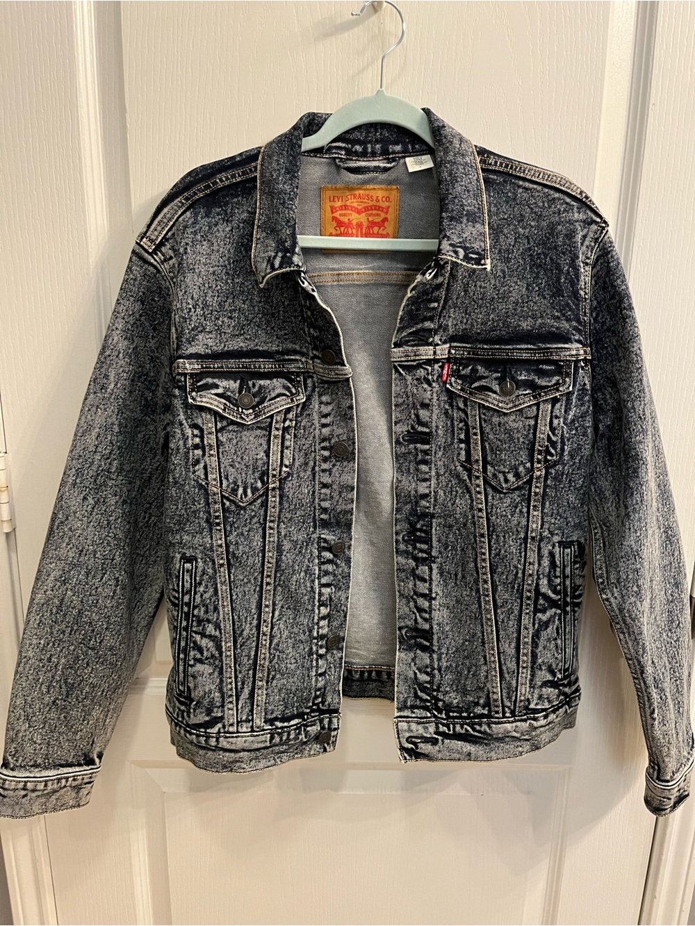 Levi Strauss & Co. Blue Acid Wash Denim Jacket Size M MPN 72334-0335